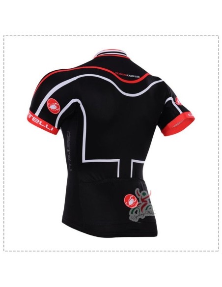 Conjunto de ciclismo corto 3T Castelli para el verano: comodidad y frescura al pedalear
