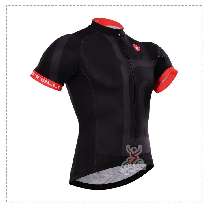 Conjunto de ciclismo Castelli para el verano: comodidad y frescura en cada pedalada