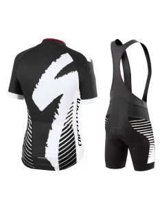 Conjunto de Ciclismo Corto Specialized para un Verano Cómodo y Fresco 2