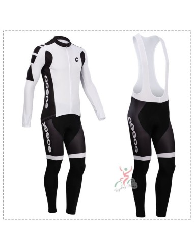 Ropa térmica de ciclismo Assos para mantenerte cómodo y seco