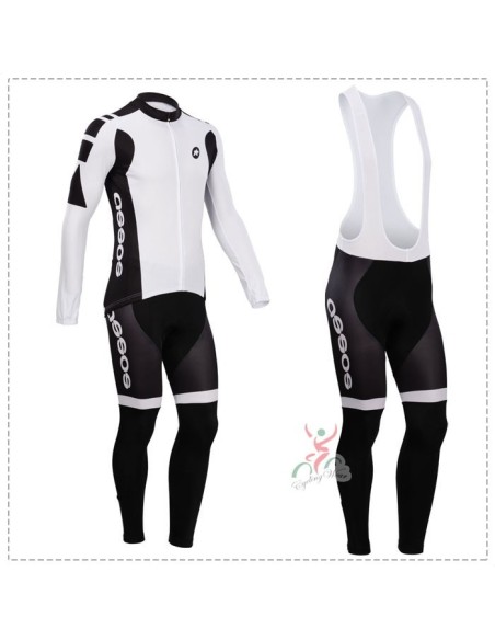 Ropa térmica de ciclismo Assos para mantenerte cómodo y seco