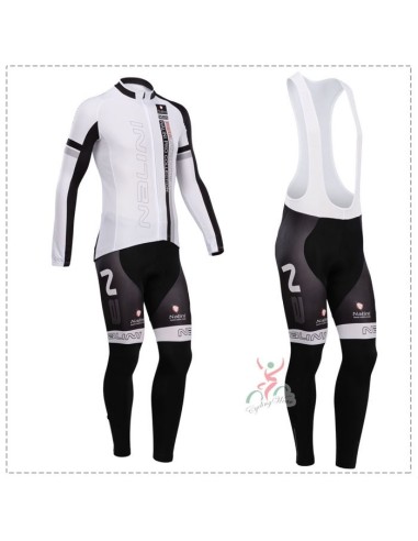 Ropa térmica de ciclismo Nalini para mantenerte cómodo y fresco en tus rutas