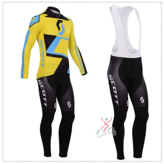 Ropa térmica de ciclismo Scott que te mantiene cómodo y seco