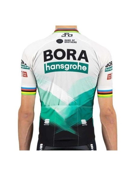 Ropa de ciclismo de verano BORA: comodidad y estilo en tus paseos
