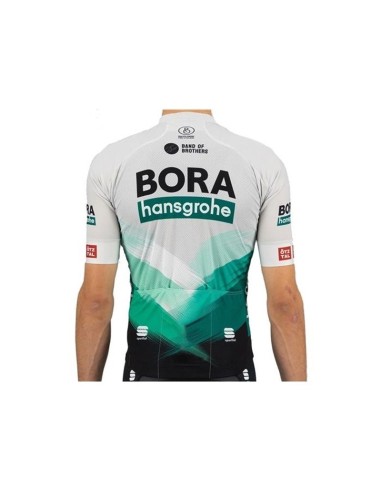 Ropa de ciclismo de verano BORA: comodidad y estilo para tus rutas