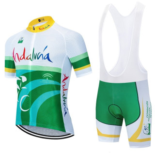 Ropa de ciclismo de verano con tirantes para disfrutar en Andalucía
