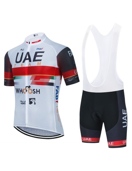 Conjunto de ciclismo corto para el verano: comodidad y frescura aseguradas