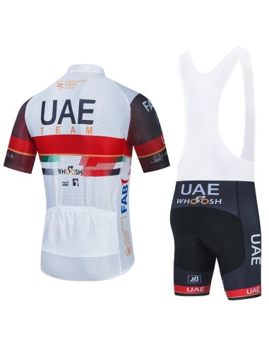 Conjunto de ciclismo corto para el verano: comodidad y frescura aseguradas