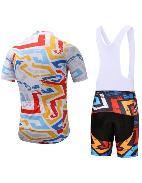 Conjunto corto de ciclismo de verano: comodidad y frescura para tus paseos