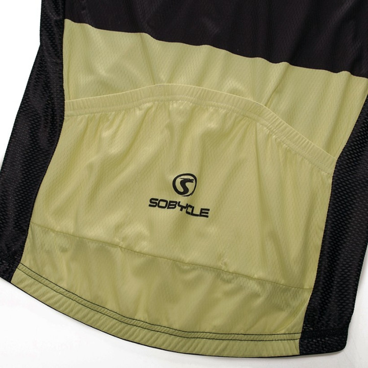 Conjunto corto de ciclismo de verano: comodidad y frescura para tus paseos