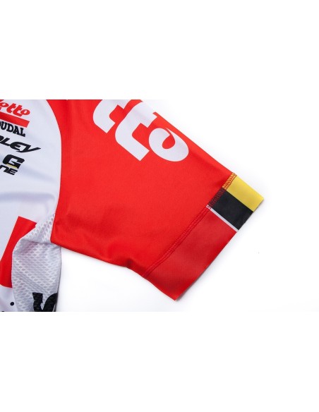 Conjunto de ciclismo Lotto Soudal para el verano: comodidad y estilo en cada ruta