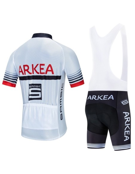 Ropa de ciclismo de verano ARKEA: comodidad y estilo para tus paseos en bici