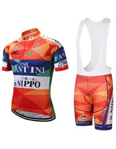 Conjunto de ciclismo Vini Fantini para el verano: comodidad y frescura aseguradas