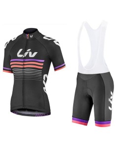 Conjunto corto de ciclismo para mujer: comodidad y frescura en verano