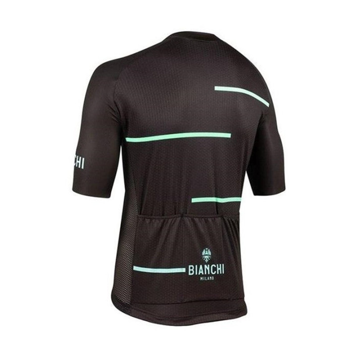 Ropa de ciclismo corto para el verano: comodidad y estilo para tus paseos