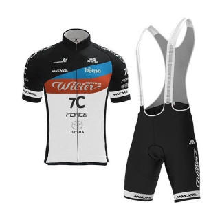 Conjunto de ciclismo corto Wilier 7C para un verano fresco y cómodo