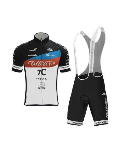 Conjunto de ciclismo corto Wilier 7C para un verano fresco y cómodo
