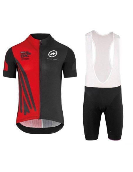 Conjunto de ciclismo corto Assos: comodidad y frescura para tus paseos