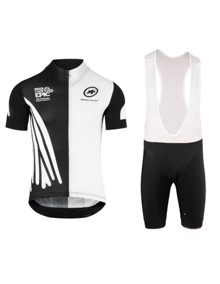 Conjunto de ciclismo Assos: comodidad y frescura para tus paseos