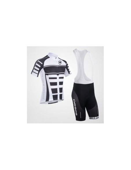 Conjunto de Ciclismo Assos: Comodidad y Estilo para tus Paseos de Verano