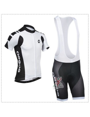 Conjunto Corto de Ciclismo Assos: Comodidad y Estilo para el Verano