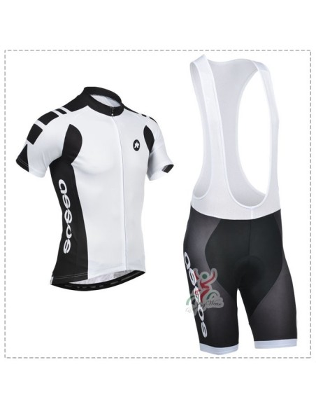 Conjunto Corto de Ciclismo Assos: Comodidad y Estilo para el Verano