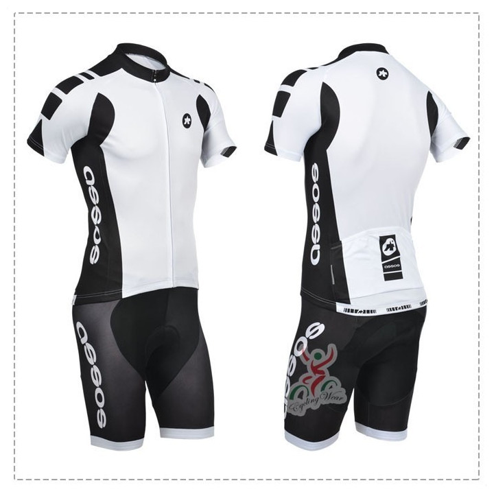 Conjunto Corto de Ciclismo Assos: Comodidad y Estilo para el Verano