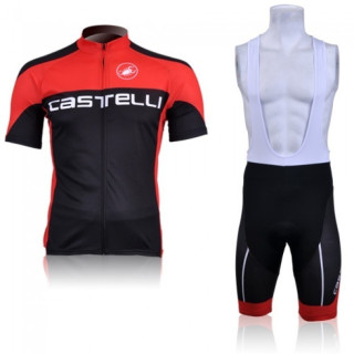 Equipación corta Castelli: comodidad y frescura para tus rutas en bici