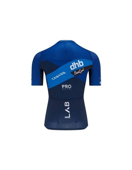 Conjunto corto de ciclismo DHB: comodidad y frescura para tus rutas de verano