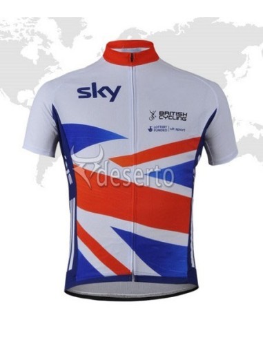 Conjunto corto de ciclismo british-sky para disfrutar al máximo tus paseos en bici
