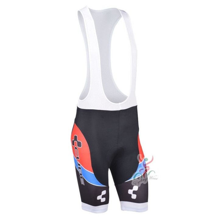 Conjunto corto de ciclismo CUBE: comodidad y estilo para tus rutas