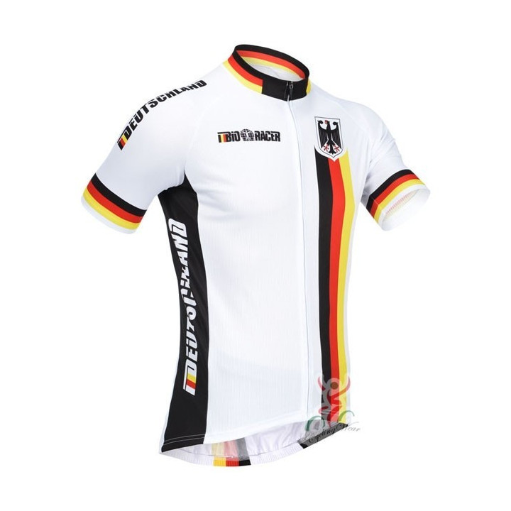 Conjunto corto de ciclismo: comodidad y frescura para tus paseos de verano