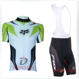 Conjunto corto de ciclismo FOX: comodidad y frescura para tus paseos