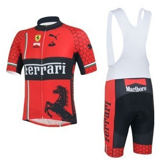 Conjunto corto de ciclismo Ferrari: comodidad y estilo para tus paseos