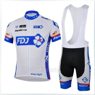 Conjunto de ciclismo corto fdj: comodidad y estilo para tus paseos