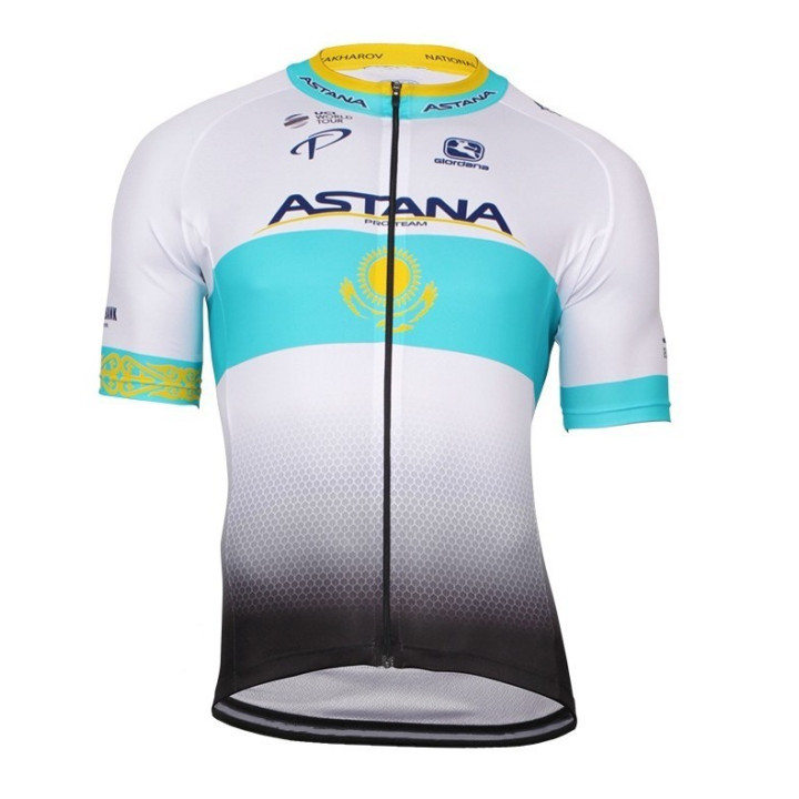 Maillot corto Astana: comodidad y frescura para tus paseos en bici