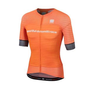 Maillot corto Sportfull: comodidad y frescura para tus rutas en bici
