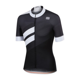 Maillot de ciclismo corto Sportfull: comodidad y frescura para tus rutas