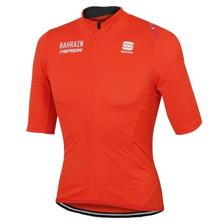 Maillot ciclismo corto Merida: comodidad y frescura para tus rutas