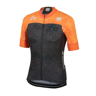 Maillot de ciclismo corto Sportfull: comodidad y frescura para tus rutas