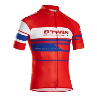 Maillot de ciclismo corto B?Twin: comodidad y frescura en cada pedaleada
