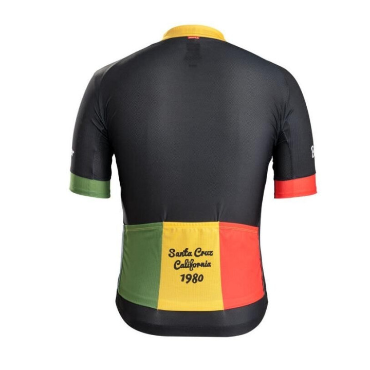 Maillot corto Bontrager: comodidad y frescura para tus rutas en bici