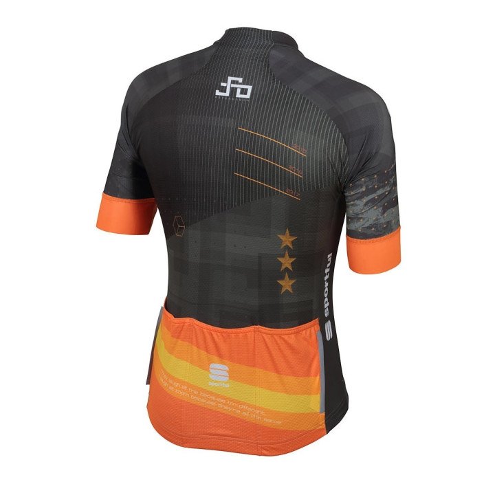 Maillot de ciclismo corto Sportfull: comodidad y frescura para tus rutas