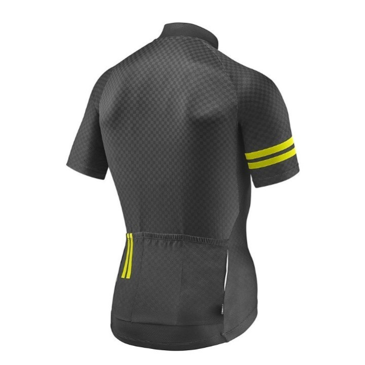 Maillot corto de ciclismo Giant: comodidad y frescura en cada pedaleo
