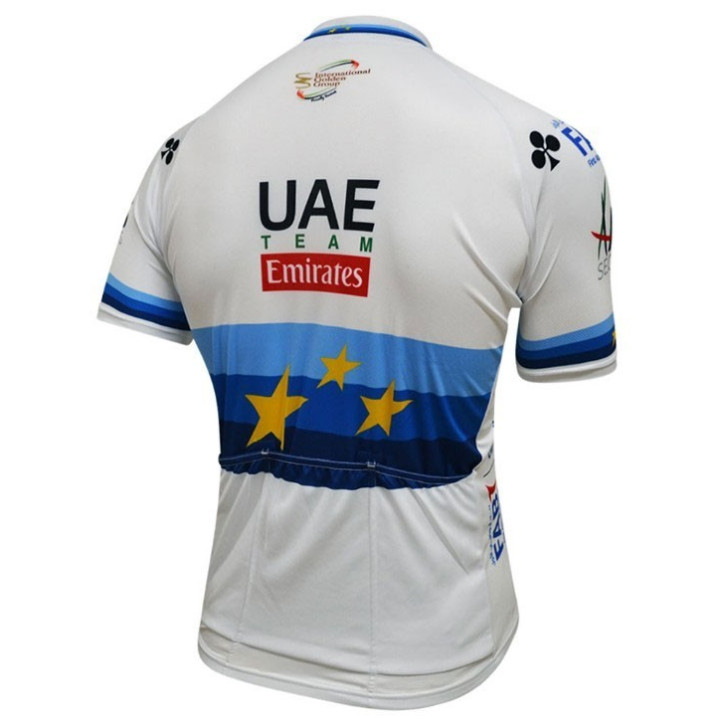 Maillot corto de ciclismo UAE Team Emirates: comodidad y calidad para tus rutas