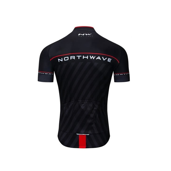 Maillot corto Northwave: comodidad y frescura para tus paseos en bici
