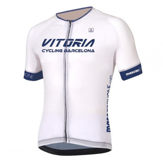 Maillot ciclismo corto Vitoria: comodidad y frescura para tus rutas