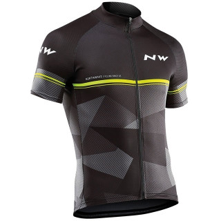 Maillot corto Northwave: comodidad y frescura para tus rutas en bici