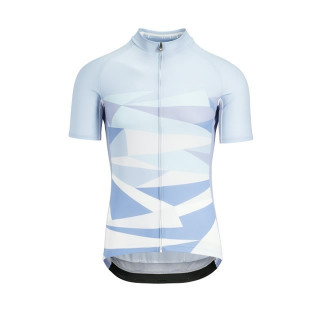 Maillot corto Assos: comodidad y frescura para tus rutas en bici