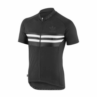 Maillot de ciclismo corto Adidas: comodidad y frescura para tus rutas